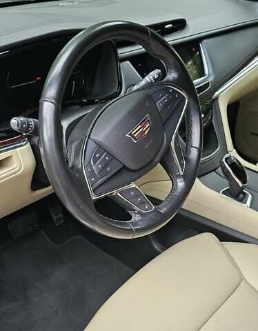 Коричневый Кадиллак XT5, объемом двигателя 3.65 л и пробегом 131 тыс. км за 22500 $, фото 21 на Automoto.ua