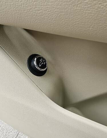 Коричневый Кадиллак XT5, объемом двигателя 3.65 л и пробегом 131 тыс. км за 22500 $, фото 32 на Automoto.ua