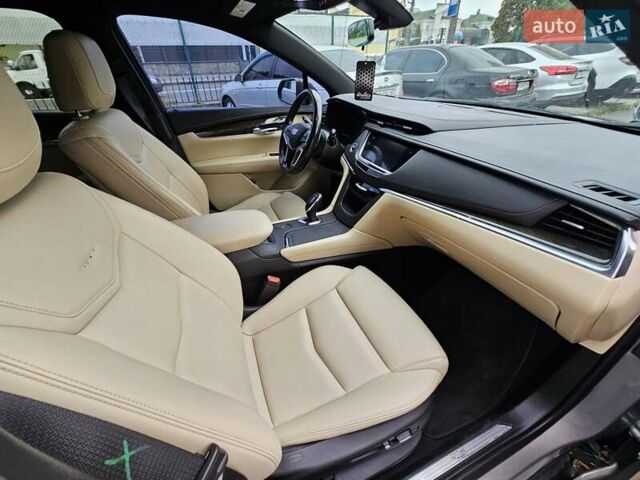 Коричневий Каділак XT5, об'ємом двигуна 3.65 л та пробігом 53 тис. км за 17700 $, фото 8 на Automoto.ua