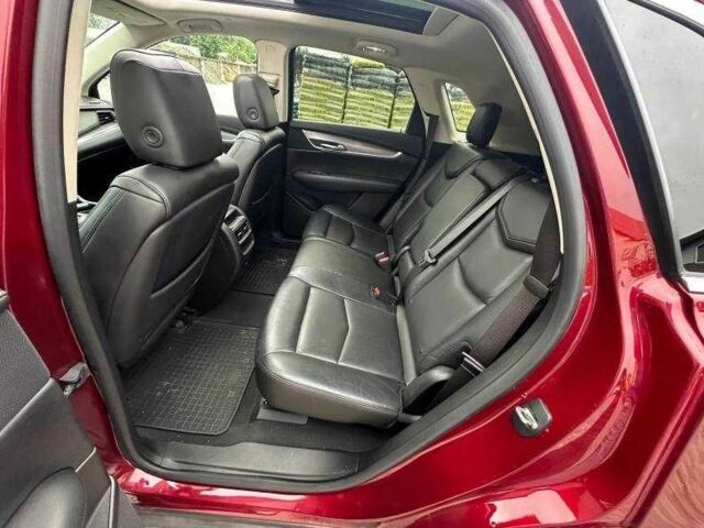 Червоний Каділак XT5, об'ємом двигуна 3.6 л та пробігом 136 тис. км за 12300 $, фото 9 на Automoto.ua
