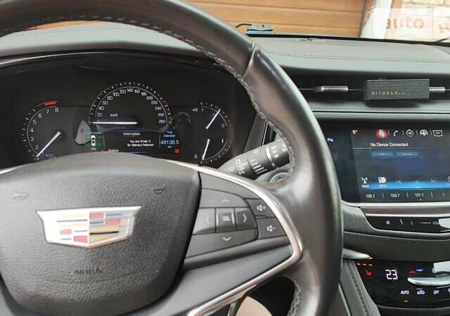 Красный Кадиллак XT5, объемом двигателя 3.65 л и пробегом 67 тыс. км за 22000 $, фото 9 на Automoto.ua
