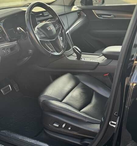Красный Кадиллак XT5, объемом двигателя 3.65 л и пробегом 67 тыс. км за 22000 $, фото 12 на Automoto.ua