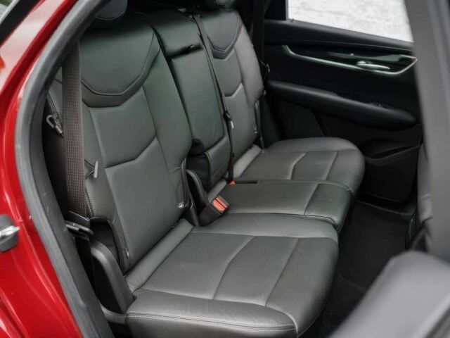 Красный Кадиллак XT5, объемом двигателя 3.6 л и пробегом 40 тыс. км за 6100 $, фото 14 на Automoto.ua