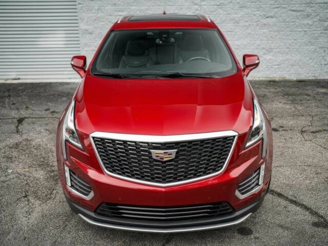 Красный Кадиллак XT5, объемом двигателя 3.6 л и пробегом 40 тыс. км за 6100 $, фото 1 на Automoto.ua