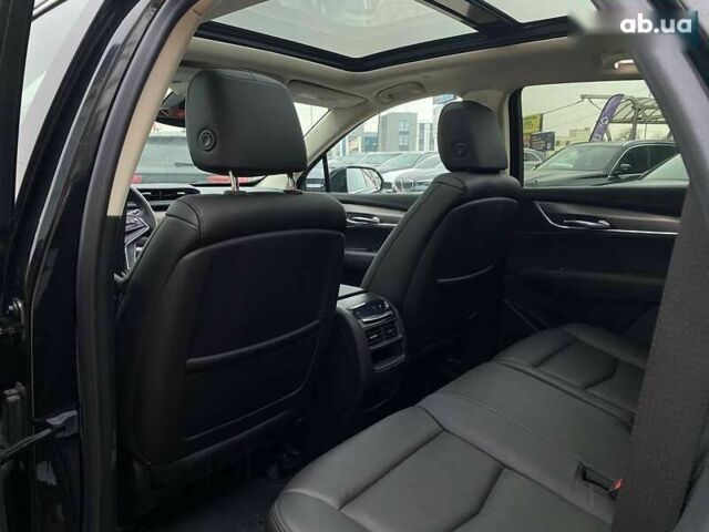 Каділак XT5, об'ємом двигуна 3.7 л та пробігом 33 тис. км за 29900 $, фото 21 на Automoto.ua