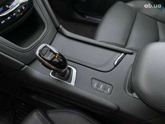 Каділак XT5, об'ємом двигуна 3.7 л та пробігом 33 тис. км за 29900 $, фото 17 на Automoto.ua