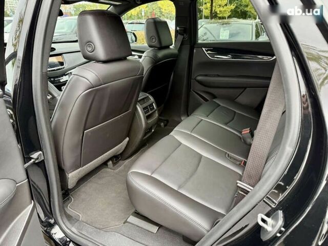 Кадиллак XT5, объемом двигателя 2 л и пробегом 95 тыс. км за 22500 $, фото 27 на Automoto.ua