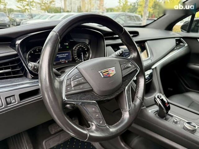 Кадиллак XT5, объемом двигателя 2 л и пробегом 95 тыс. км за 22500 $, фото 28 на Automoto.ua
