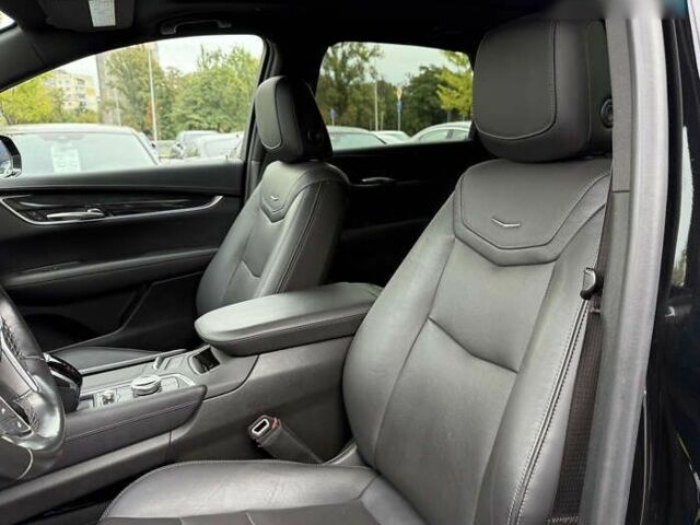 Кадиллак XT5, объемом двигателя 2 л и пробегом 95 тыс. км за 22500 $, фото 24 на Automoto.ua