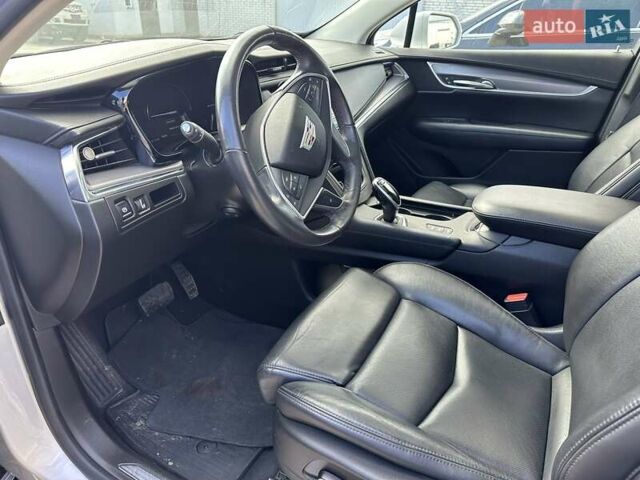 Серый Кадиллак XT5, объемом двигателя 3.6 л и пробегом 109 тыс. км за 25700 $, фото 11 на Automoto.ua