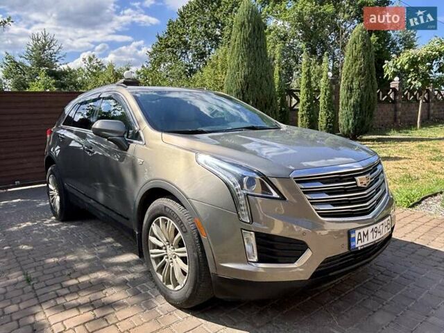 Сірий Каділак XT5, об'ємом двигуна 3.65 л та пробігом 118 тис. км за 25000 $, фото 2 на Automoto.ua