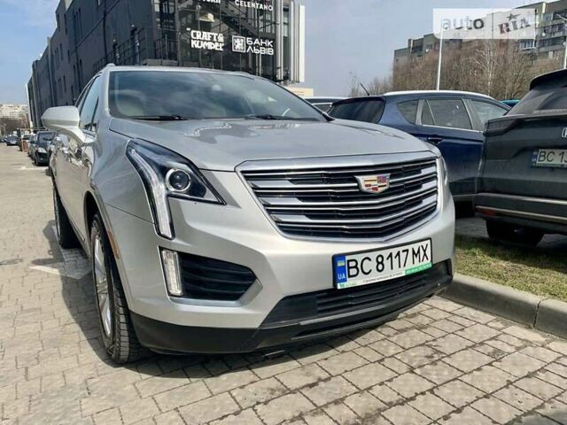 Серый Кадиллак XT5, объемом двигателя 3.6 л и пробегом 37 тыс. км за 26150 $, фото 4 на Automoto.ua