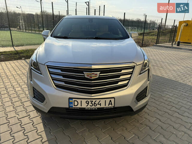 Серый Кадиллак XT5, объемом двигателя 3.6 л и пробегом 45 тыс. км за 19900 $, фото 2 на Automoto.ua