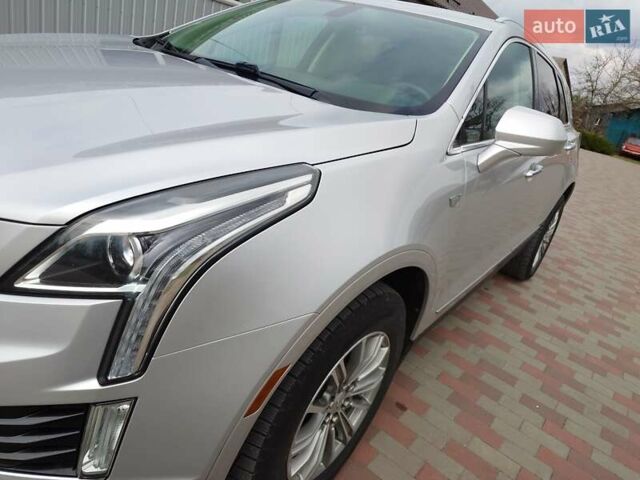 Сірий Каділак XT5, об'ємом двигуна 3.6 л та пробігом 155 тис. км за 19450 $, фото 2 на Automoto.ua