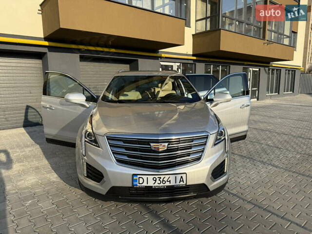 Сірий Каділак XT5, об'ємом двигуна 3.65 л та пробігом 50 тис. км за 18500 $, фото 13 на Automoto.ua