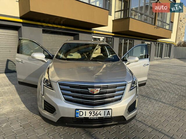 Сірий Каділак XT5, об'ємом двигуна 3.65 л та пробігом 50 тис. км за 18500 $, фото 11 на Automoto.ua