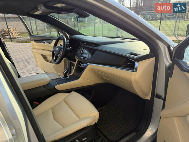 Серый Кадиллак XT5, объемом двигателя 3.6 л и пробегом 45 тыс. км за 19900 $, фото 12 на Automoto.ua