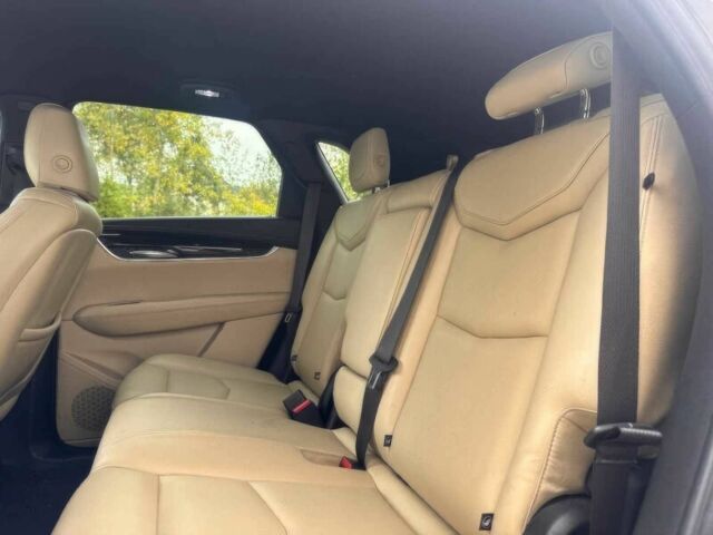 Серый Кадиллак XT5, объемом двигателя 3.6 л и пробегом 50 тыс. км за 11200 $, фото 11 на Automoto.ua