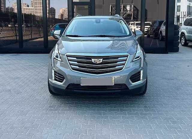 Серый Кадиллак XT5, объемом двигателя 3.6 л и пробегом 96 тыс. км за 17900 $, фото 1 на Automoto.ua