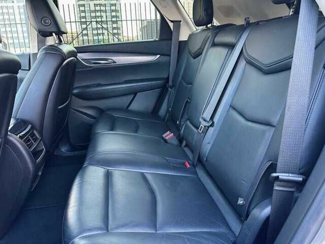 Серый Кадиллак XT5, объемом двигателя 3.6 л и пробегом 96 тыс. км за 17900 $, фото 18 на Automoto.ua