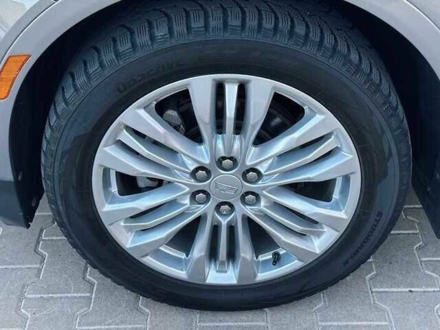 Серый Кадиллак XT5, объемом двигателя 3.6 л и пробегом 96 тыс. км за 17900 $, фото 20 на Automoto.ua