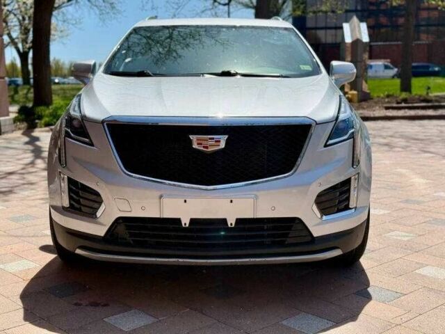 Сірий Каділак XT5, об'ємом двигуна 3.6 л та пробігом 56 тис. км за 6200 $, фото 1 на Automoto.ua