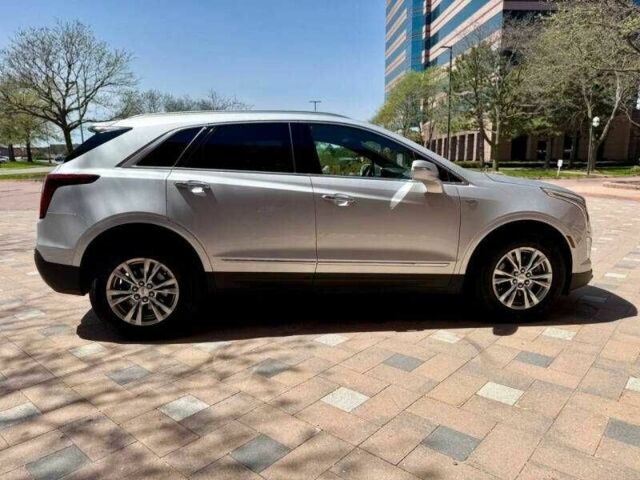 Сірий Каділак XT5, об'ємом двигуна 3.6 л та пробігом 56 тис. км за 6200 $, фото 3 на Automoto.ua