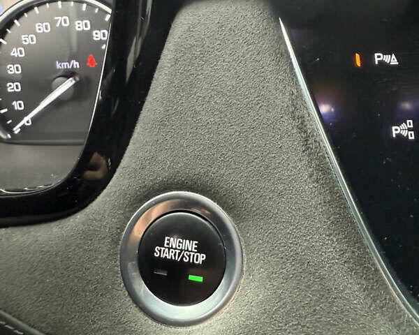 Синий Кадиллак XT5, объемом двигателя 3.65 л и пробегом 100 тыс. км за 21500 $, фото 25 на Automoto.ua