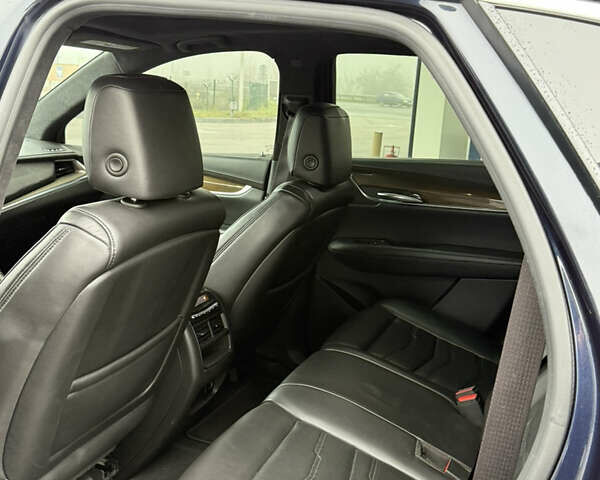 Синий Кадиллак XT5, объемом двигателя 3.65 л и пробегом 100 тыс. км за 21500 $, фото 16 на Automoto.ua