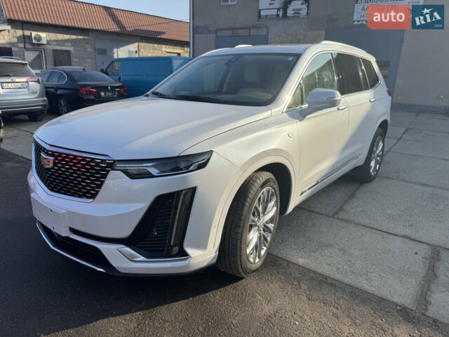 Белый Кадиллак XT6, объемом двигателя 3.65 л и пробегом 32 тыс. км за 40000 $, фото 46 на Automoto.ua