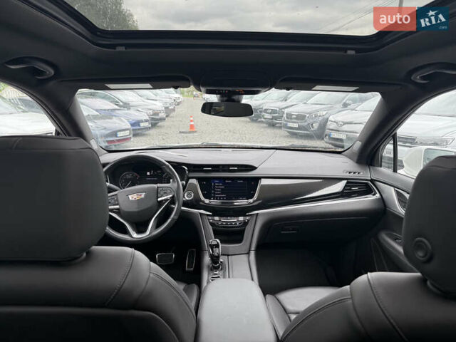 Білий Каділак XT6, об'ємом двигуна 3.64 л та пробігом 33 тис. км за 32500 $, фото 7 на Automoto.ua