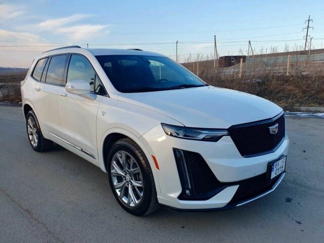 Белый Кадиллак XT6, объемом двигателя 3.6 л и пробегом 33 тыс. км за 32000 $, фото 11 на Automoto.ua