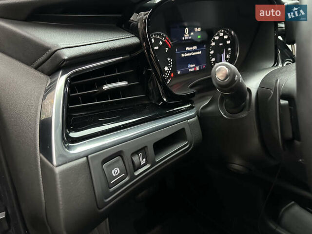 Черный Кадиллак XT6, объемом двигателя 3.65 л и пробегом 17 тыс. км за 36000 $, фото 28 на Automoto.ua