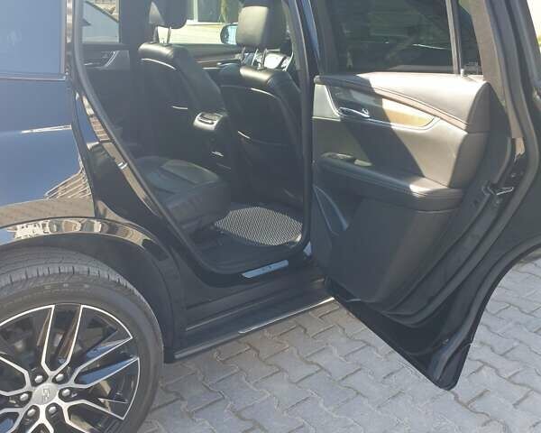 Чорний Каділак XT6, об'ємом двигуна 3.65 л та пробігом 115 тис. км за 39500 $, фото 28 на Automoto.ua