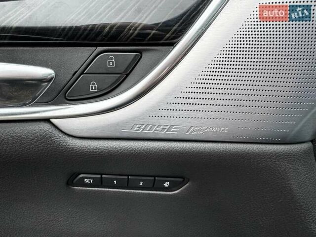 Черный Кадиллак XT6, объемом двигателя 3.6 л и пробегом 162 тыс. км за 25700 $, фото 13 на Automoto.ua