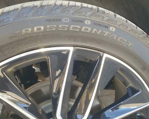 Чорний Каділак XT6, об'ємом двигуна 3.65 л та пробігом 115 тис. км за 39500 $, фото 23 на Automoto.ua