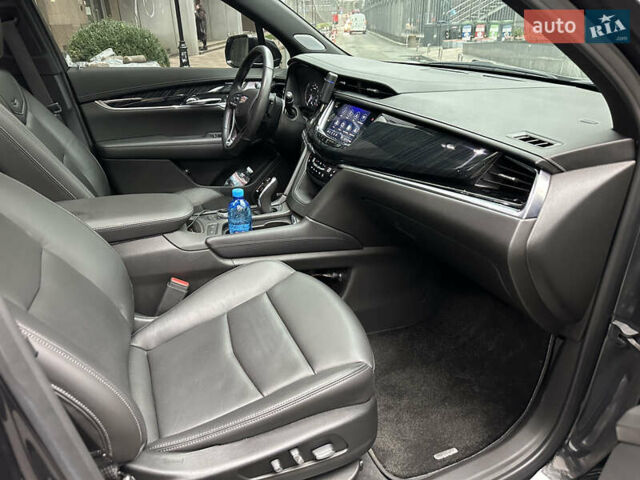 Черный Кадиллак XT6, объемом двигателя 3.65 л и пробегом 17 тыс. км за 36000 $, фото 22 на Automoto.ua