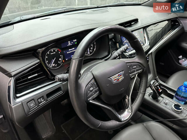 Черный Кадиллак XT6, объемом двигателя 3.65 л и пробегом 17 тыс. км за 36000 $, фото 9 на Automoto.ua