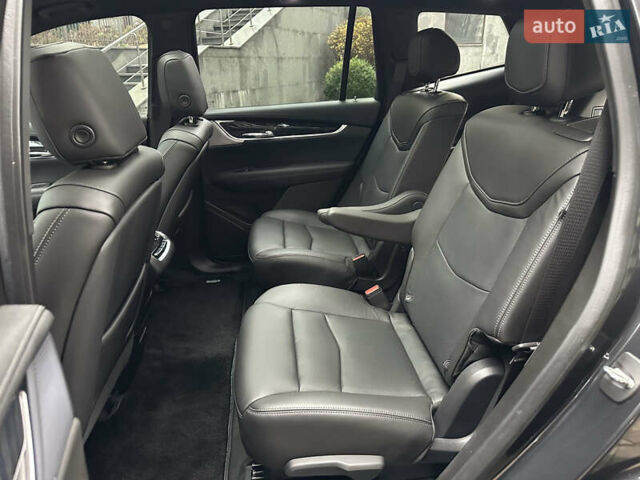 Черный Кадиллак XT6, объемом двигателя 3.65 л и пробегом 17 тыс. км за 36000 $, фото 12 на Automoto.ua