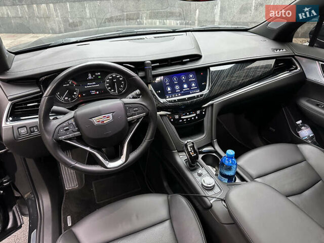 Черный Кадиллак XT6, объемом двигателя 3.65 л и пробегом 17 тыс. км за 36000 $, фото 19 на Automoto.ua