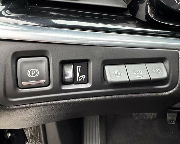 Черный Кадиллак XT6, объемом двигателя 3.6 л и пробегом 162 тыс. км за 25700 $, фото 16 на Automoto.ua