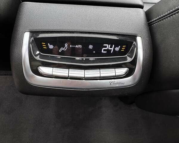 Черный Кадиллак XT6, объемом двигателя 3.6 л и пробегом 162 тыс. км за 25700 $, фото 18 на Automoto.ua