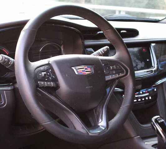 Черный Кадиллак XT6, объемом двигателя 3.65 л и пробегом 26 тыс. км за 39350 $, фото 8 на Automoto.ua