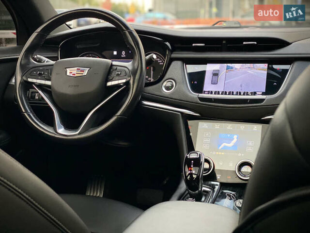 Кадиллак XT6 2021 в Киеве на Automoto.ua Черный Кадиллак XT6, объемом двигателя 2 л и пробегом 82 тыс. км за 39900 $, фото 33 на Automoto.ua