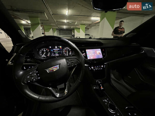 Чорний Каділак XT6, об'ємом двигуна 3.65 л та пробігом 42 тис. км за 40000 $, фото 8 на Automoto.ua