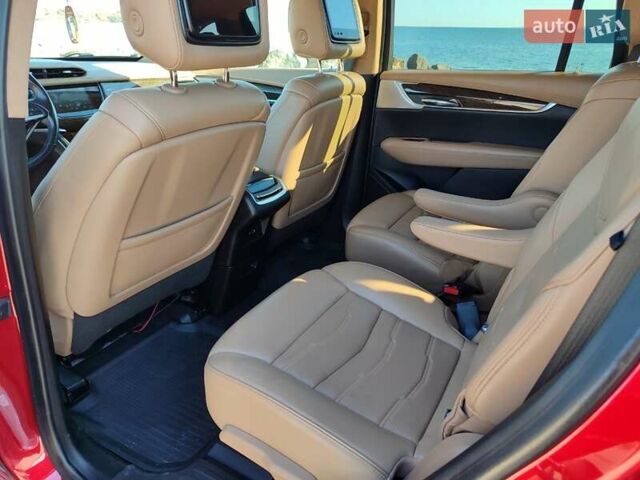 Красный Кадиллак XT6, объемом двигателя 3.6 л и пробегом 72 тыс. км за 37000 $, фото 9 на Automoto.ua