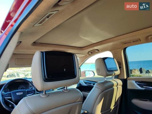 Красный Кадиллак XT6, объемом двигателя 3.6 л и пробегом 72 тыс. км за 37000 $, фото 14 на Automoto.ua