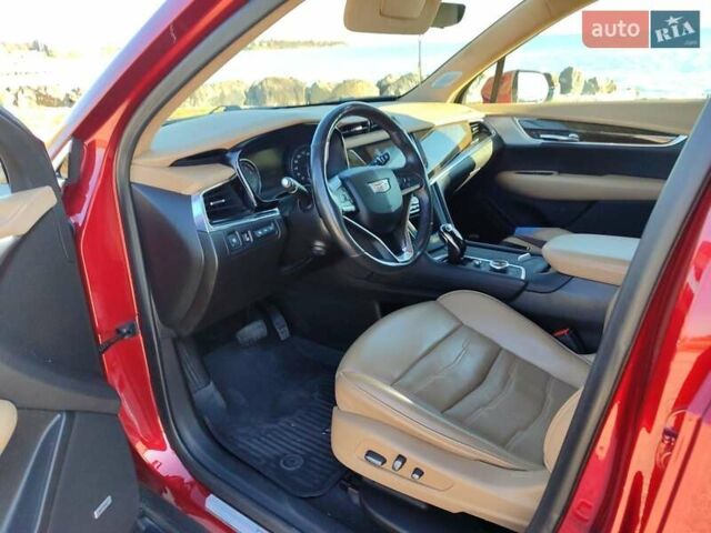 Красный Кадиллак XT6, объемом двигателя 3.6 л и пробегом 72 тыс. км за 37000 $, фото 10 на Automoto.ua
