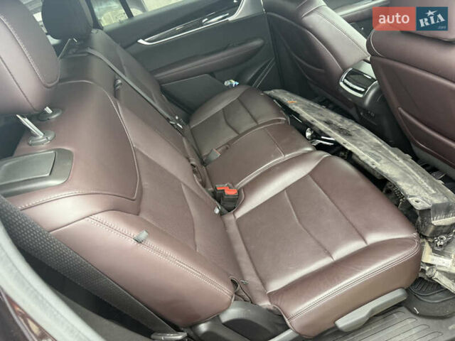 Кадиллак XT6, объемом двигателя 0 л и пробегом 75 тыс. км за 18500 $, фото 19 на Automoto.ua
