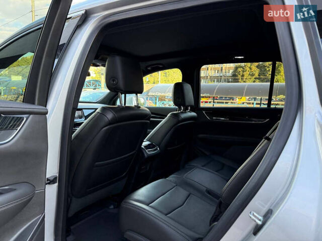 Серый Кадиллак XT6, объемом двигателя 3.6 л и пробегом 23 тыс. км за 28700 $, фото 11 на Automoto.ua